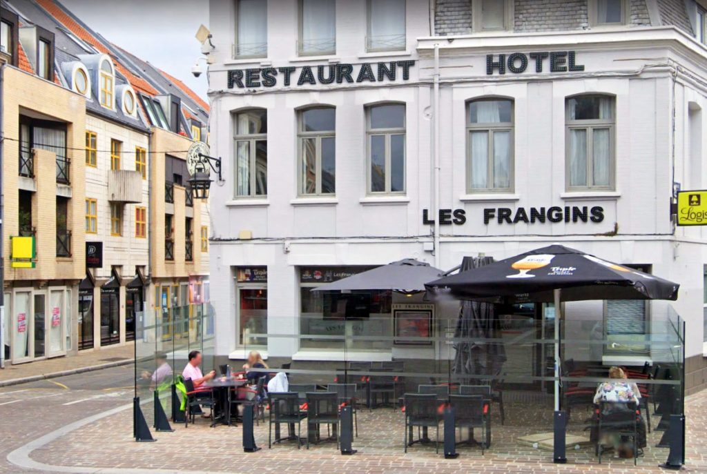 Déjeuner en terrasse à Saint-Omer